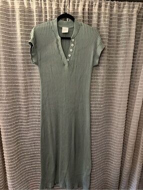 Ribbed Knit Varley Maxi Dress in Sage Green